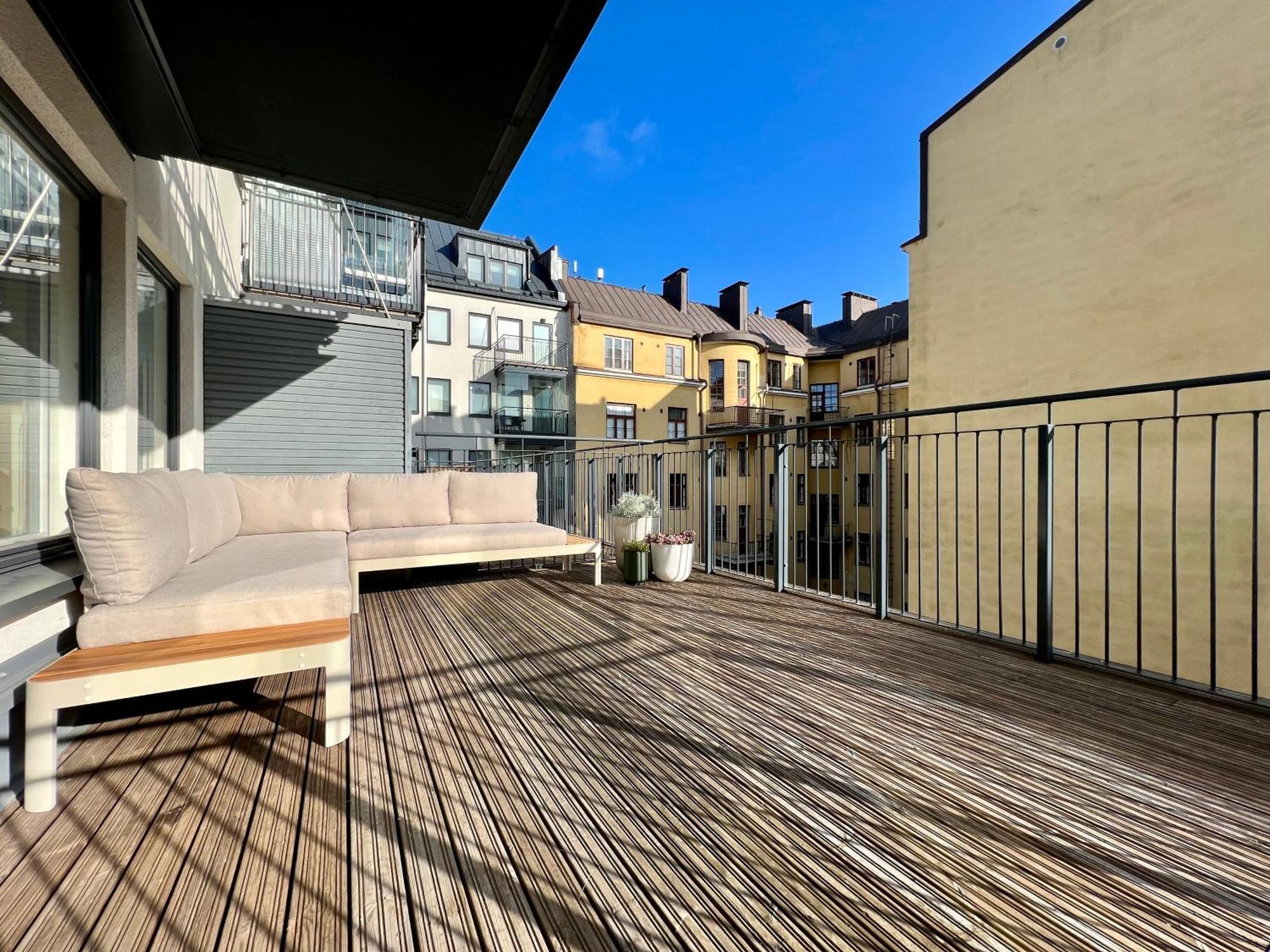 Modern Apartment With Private Terrace Helsinki Exterior photo